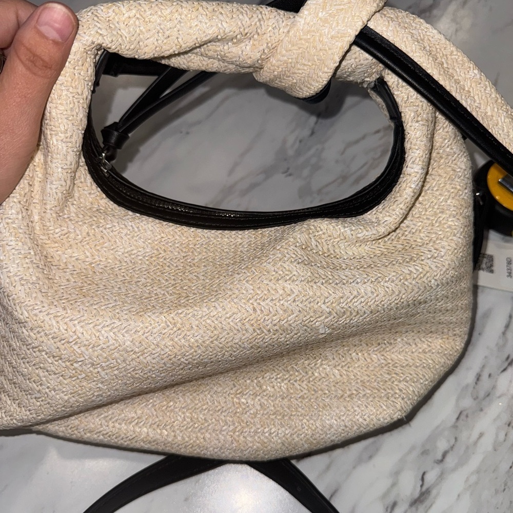 NWT Urban Expressions Beige and Black Crossbody Bag - Picture 4 of 15